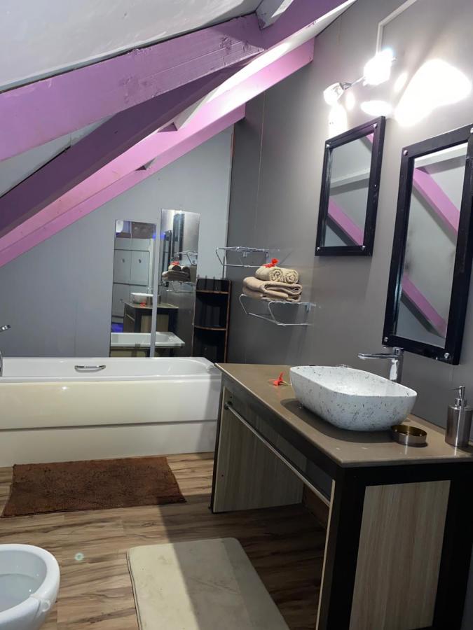 Mer Riviere Self Catering Apartment Beau Vallon  Exterior foto
