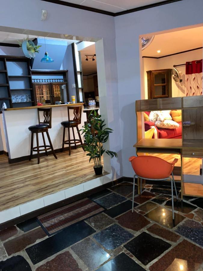 Mer Riviere Self Catering Apartment Beau Vallon  Exterior foto