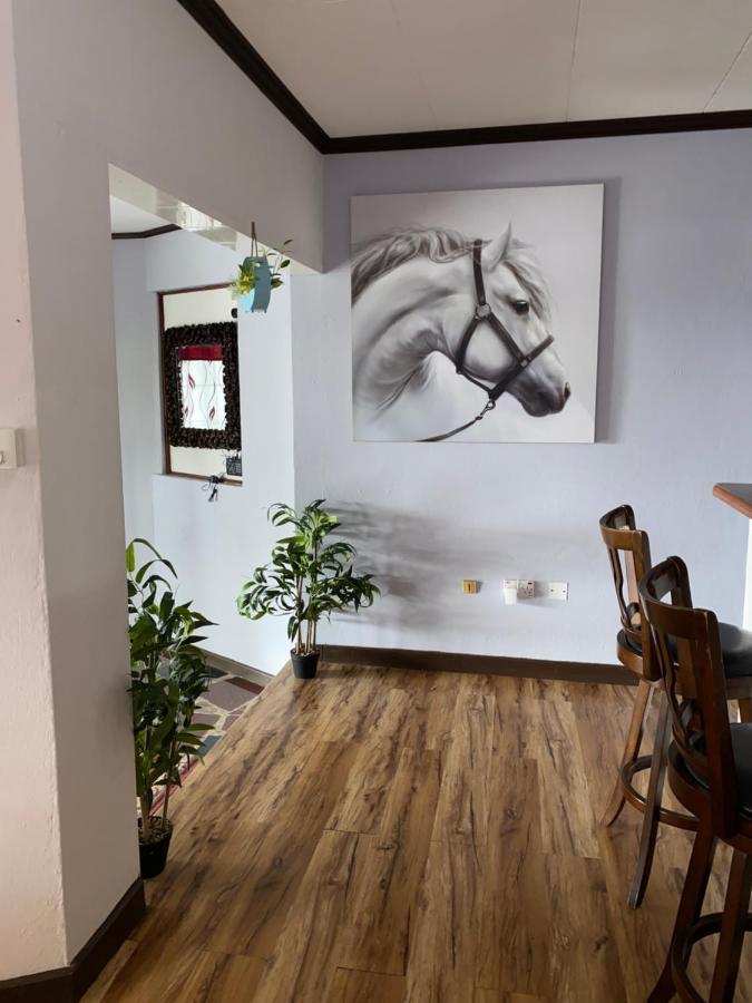 Mer Riviere Self Catering Apartment Beau Vallon  Exterior foto